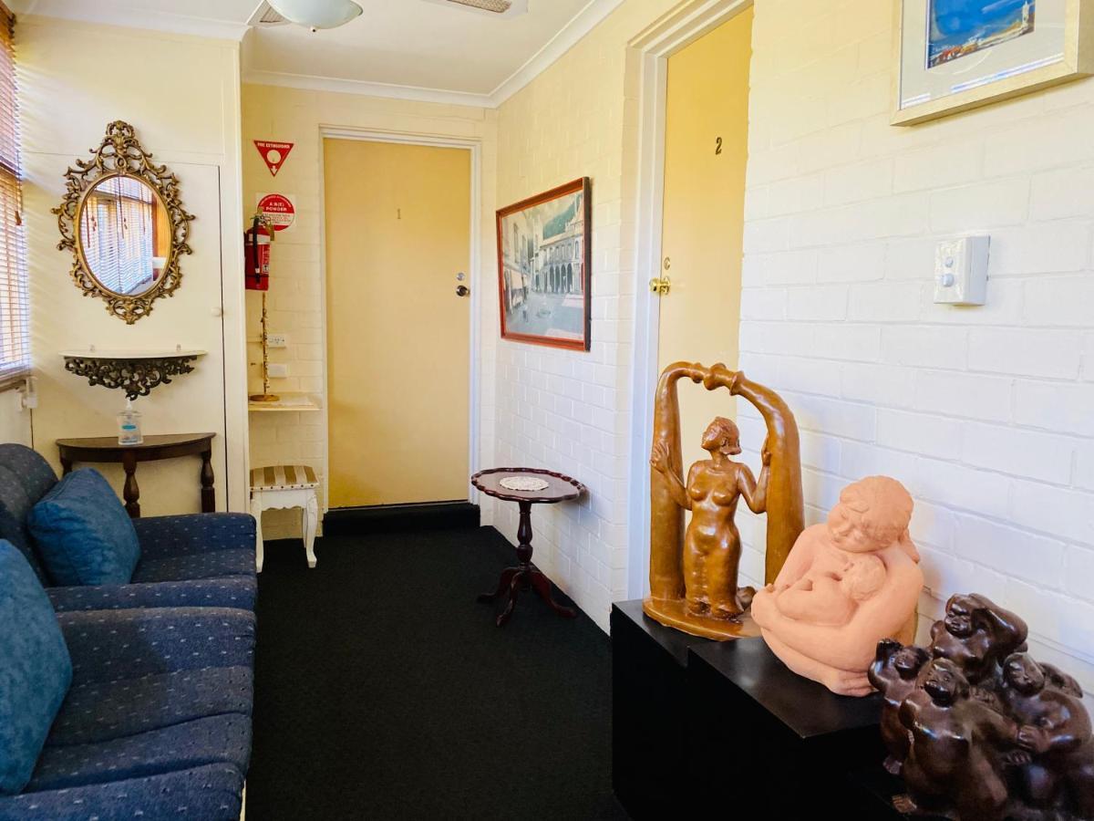 The Mews Motel Launceston Esterno foto