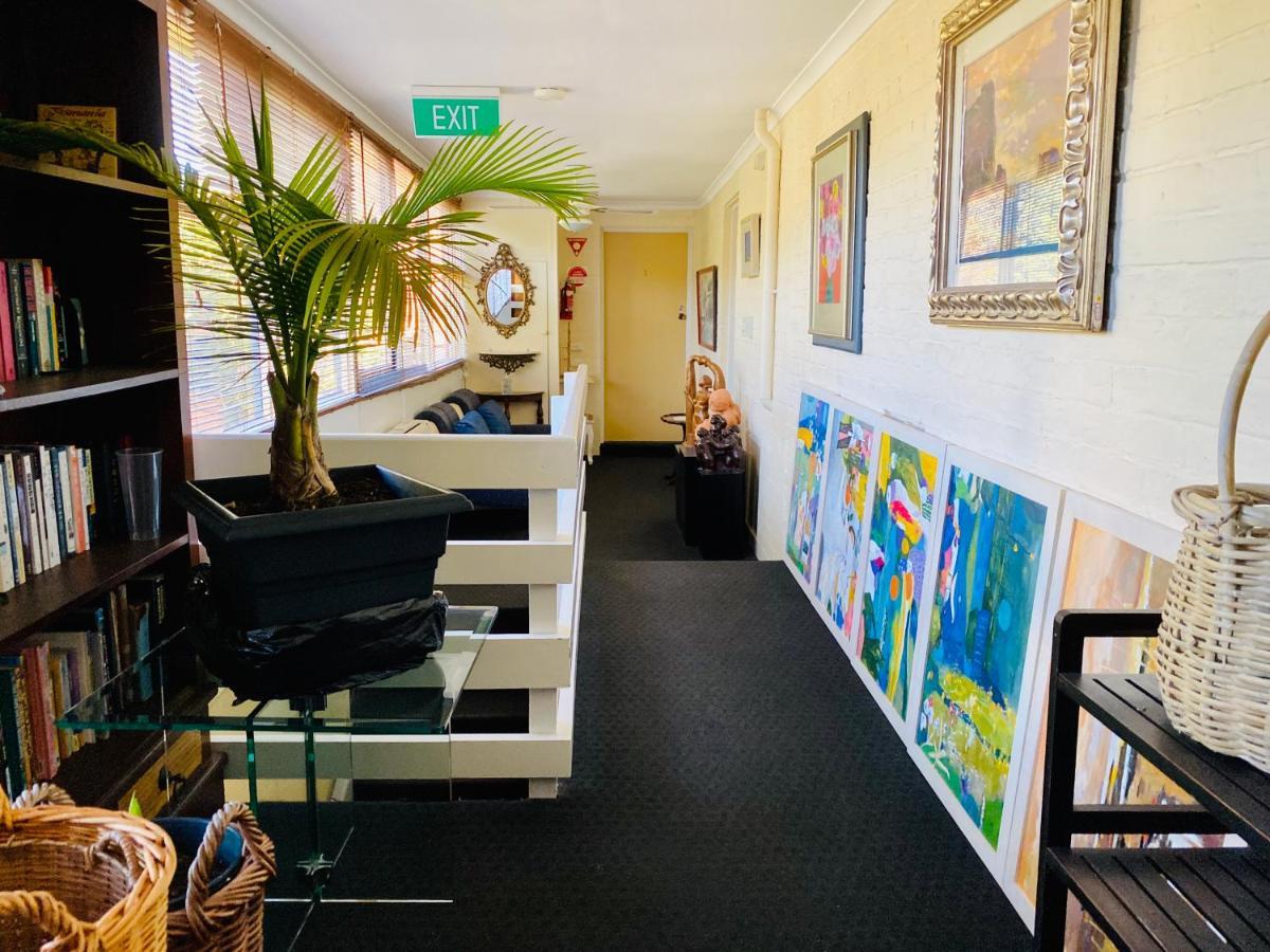 The Mews Motel Launceston Esterno foto