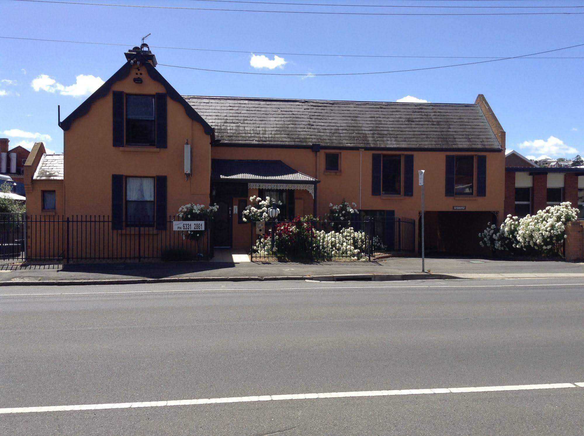 The Mews Motel Launceston Esterno foto